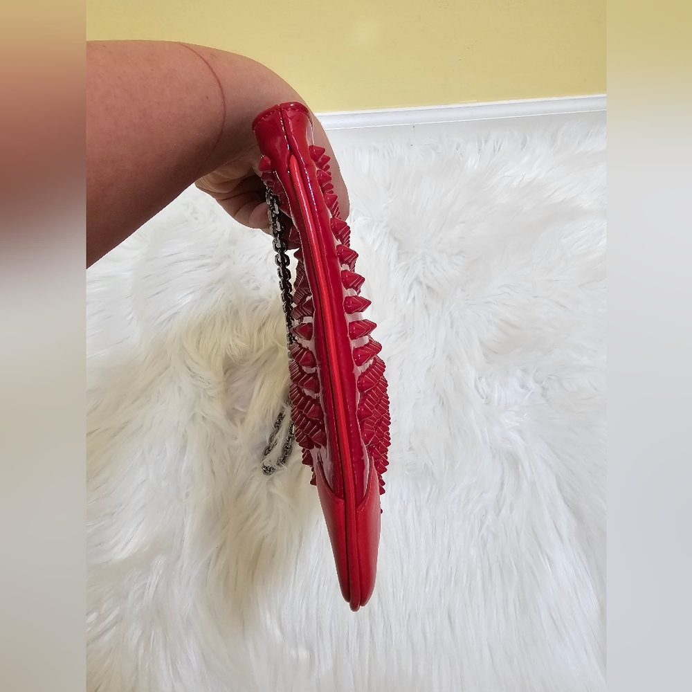 CHRISTIAN LOUBOUTIN Red Patent Leather Loubiposh Spiked Clutch Bag - Picture 7 of 17